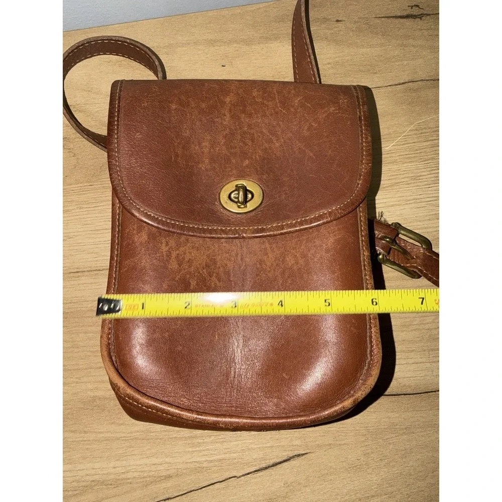COACH Small Sidepack British Tan Shoulder Crossbody Bag #9978 Vintage 90's T